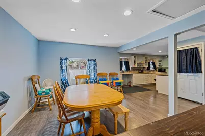 271 E Davies Avenue, Centennial, CO 80122 - Photo 10