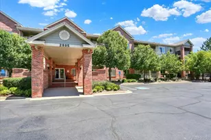 2895 W Riverwalk Cir, Littleton, CO 80123 - Photo 2
