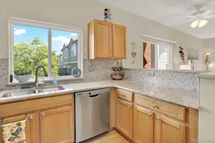 2895 W Riverwalk Cir, Littleton, CO 80123 - Photo 10