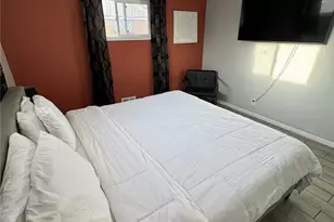 7020 Avrum Dr, Denver, CO 80221 - Photo 4