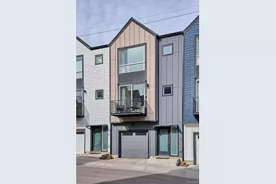 5621 W 11th Place, Lakewood, CO 80214 - Photo 2