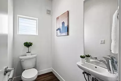 5621 W 11th Place, Lakewood, CO 80214 - Photo 18