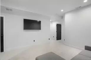 2071 S Grant St, Denver, CO 80210 - Photo 20