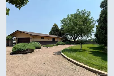 2209 Hillside Road, Pueblo, CO 81006 - Photo 2