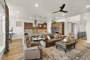 6218 Woodbine Way, Littleton, CO 80125 - Photo 10