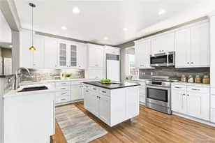 7605 S Platteview Dr, Littleton, CO 80128 - Photo 16