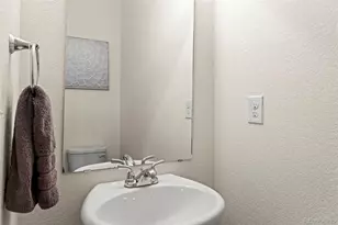 19051 E 55th Ave, Denver, CO 80249 - Photo 8