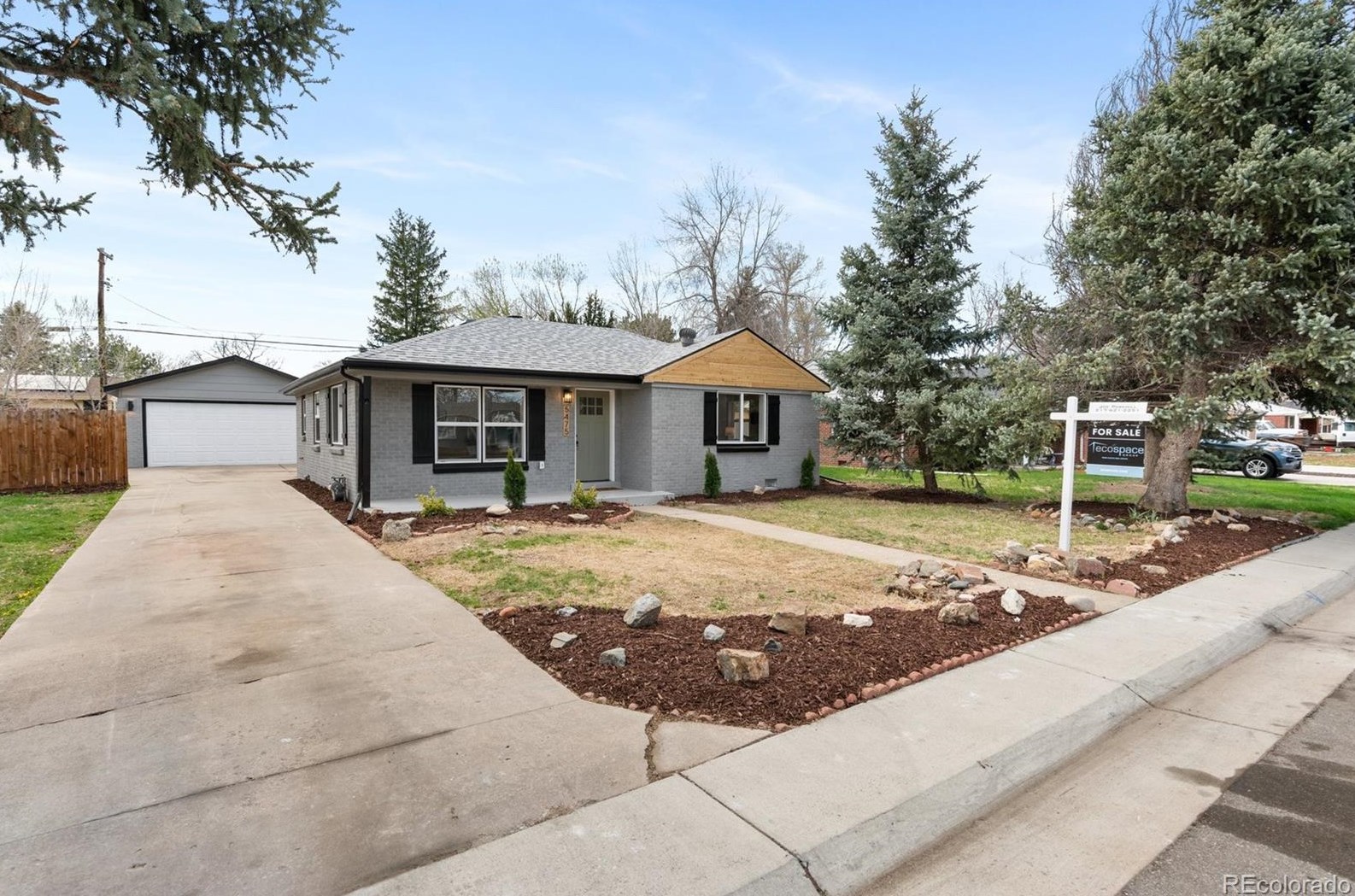 5475 Dudley Ct, Arvada, CO 80002