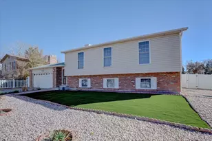 16506 E Arizona Dr, Aurora, CO 80017 - Photo 2