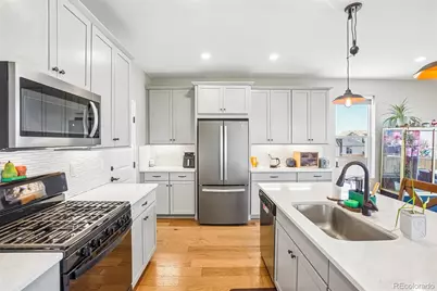 865 N Waterloo Circle, Aurora, CO 80018 - Photo 20