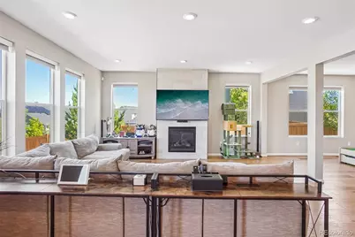 865 N Waterloo Circle, Aurora, CO 80018 - Photo 10