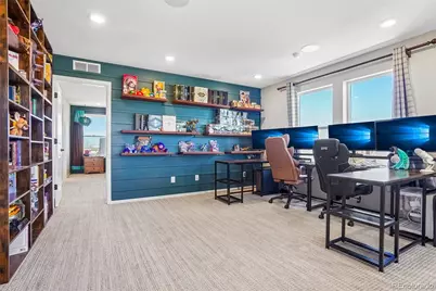 865 N Waterloo Circle, Aurora, CO 80018 - Photo 30