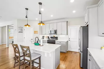 865 N Waterloo Circle, Aurora, CO 80018 - Photo 18
