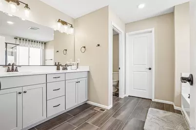 865 N Waterloo Circle, Aurora, CO 80018 - Photo 36