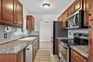 3379 W Wagon Trail Dr, Englewood, CO 80110 - Photo 10