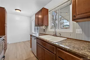 3379 W Wagon Trail Dr, Englewood, CO 80110 - Photo 8