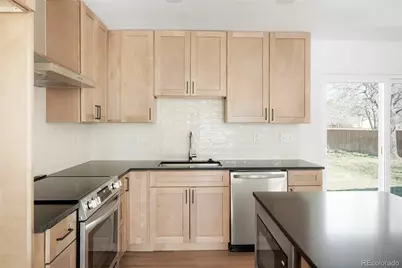 9457 W Hamilton Drive, Lakewood, CO 80227 - Photo 4