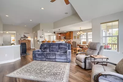 7560 S Biloxi Court, Aurora, CO 80016 - Photo 6