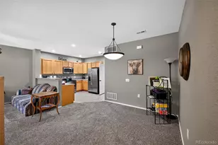 6714 S Winnipeg Cir, Aurora, CO 80016 - Photo 8