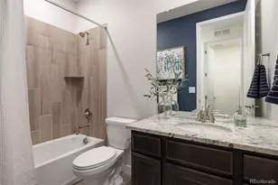 8015 S Vandriver Way, Aurora, CO 80016 - Photo 18