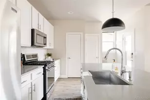 5840 Boston St, Denver, CO 80238 - Photo 6