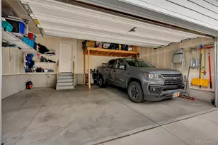 16101 Bolling Dr, Denver, CO 80239 - Photo 30