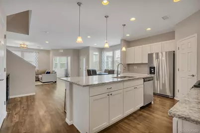 16101 Bolling Drive, Denver, CO 80239 - Photo 14