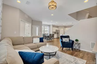 16101 Bolling Drive, Denver, CO 80239 - Photo 8
