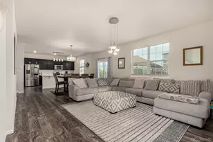 6330 N Gibralter Ct, Aurora, CO 80019 - Photo 6