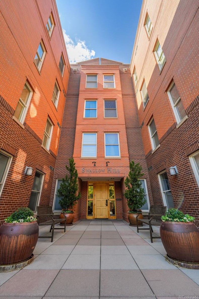 1631 Emerson St, Denver CO  80210-2729 exterior