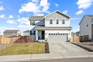27887 E 9th Ln, Aurora, CO 80018 - Photo 2