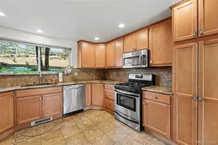 28094 Harebell Ln, Evergreen, CO 80439 - Photo 10