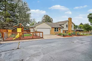 1571 S Krameria St, Denver, CO 80224 - Photo 2