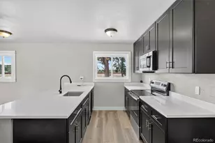 12920 E 13th Pl, Aurora, CO 80011 - Photo 38