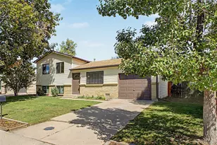 914 S Macon St, Aurora, CO 80012 - Photo 1