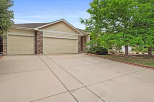 2392 S Oswego St, Aurora, CO 80014 - Photo 2