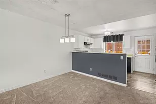 4541 S Crystal Way, Aurora, CO 80015 - Photo 4