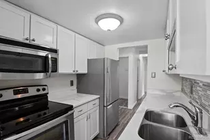 100 S Clarkson St, Denver, CO 80209 - Photo 4