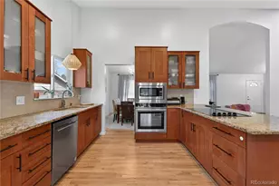 10877 E Berry Pl, Englewood, CO 80111 - Photo 12