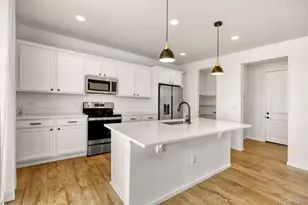 919 N Undergrove Way, Aurora, CO 80018 - Photo 12
