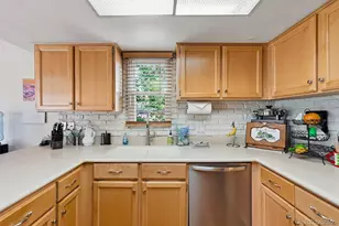 3081 S Macon Cir, Aurora, CO 80014 - Photo 14
