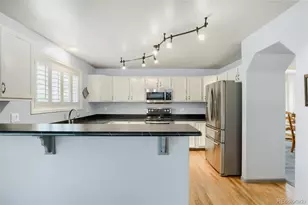 5335 S Flanders Way, Centennial, CO 80015 - Photo 8