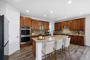 10696 Nucla St, Commerce City, CO 80022 - Photo 6