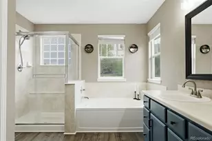 25295 E Park Crescent Dr, Aurora, CO 80016 - Photo 20