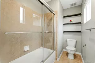 25295 E Park Crescent Dr, Aurora, CO 80016 - Photo 28