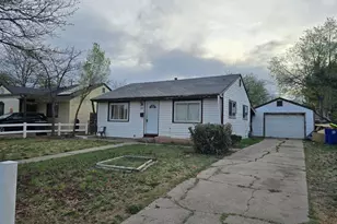 815 Lansing St, Aurora, CO 80010 - Photo 2