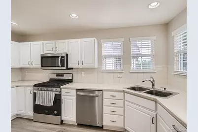 21931 E Canyon Place, Aurora, CO 80016 - Photo 10