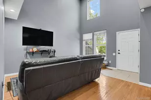 858 S Granby Cir, Aurora, CO 80012 - Photo 4