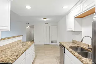 18051 E Kentucky Ave, Aurora, CO 80017 - Photo 12