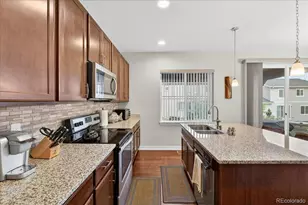 7315 S Robertsdale Way, Aurora, CO 80016 - Photo 16